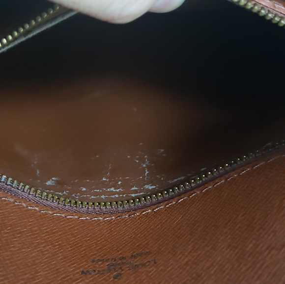 Authentic Pre-owned Louis Vuitton St Cloud GM - Picture 15 of 17